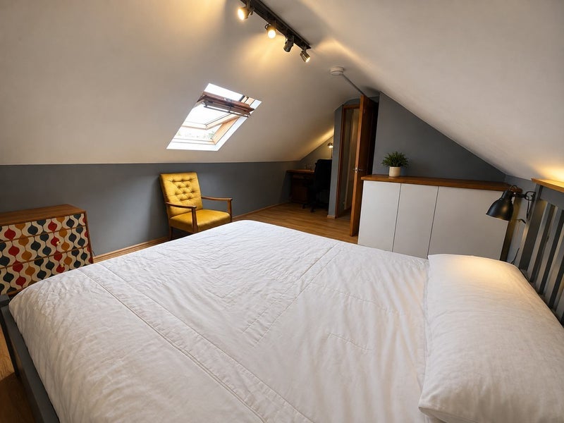 Room Hosey Walk in Bristol