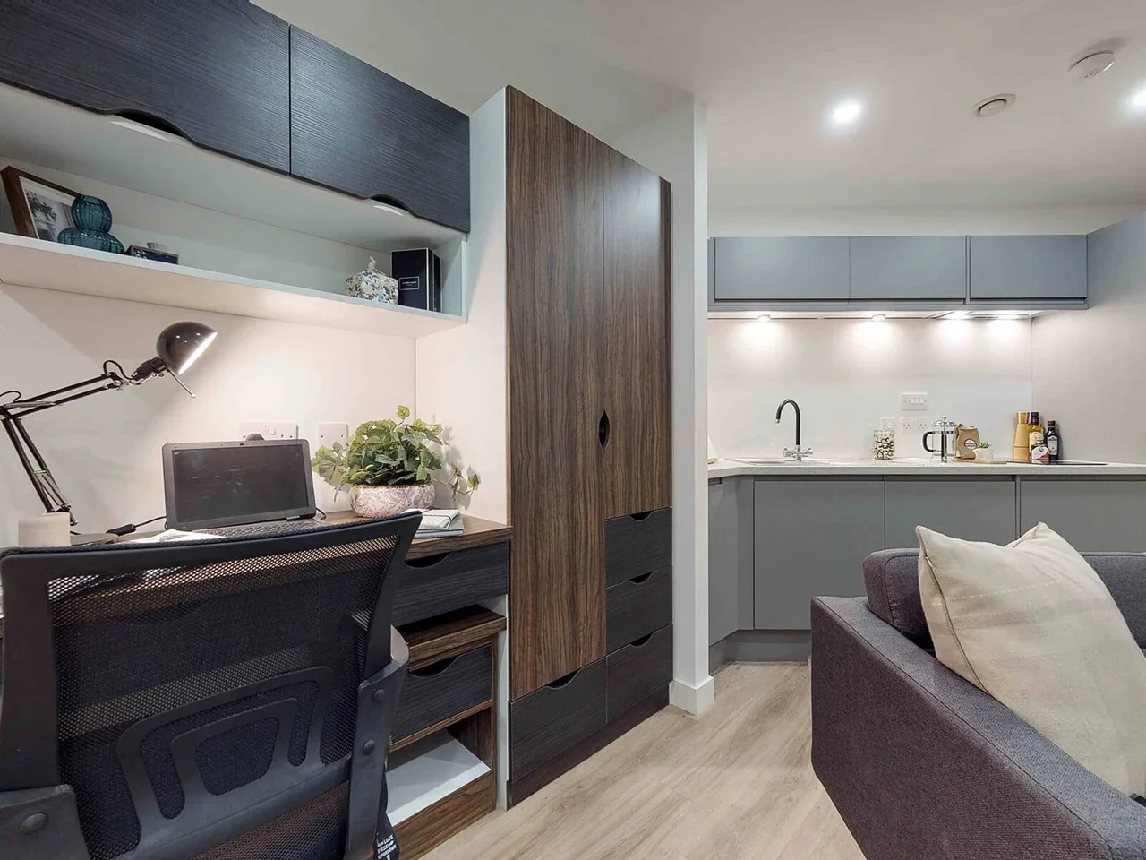 Flat Furnival Gate in Sheffield