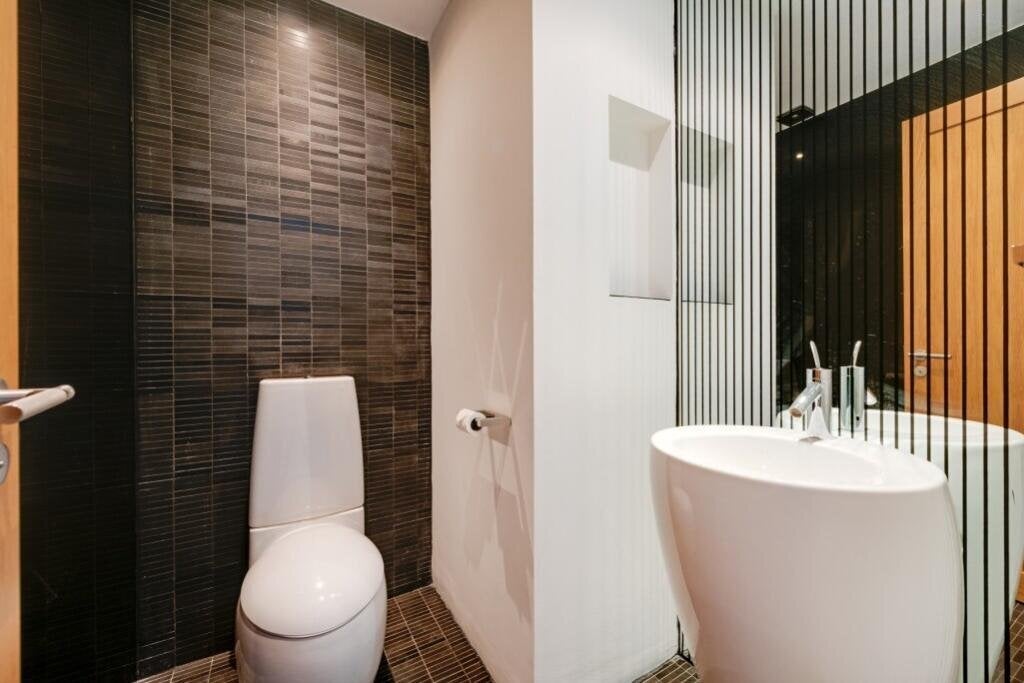 House Spencer Walk in Greater London