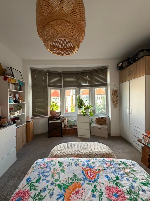 Room Canterbury Grove in Greater London