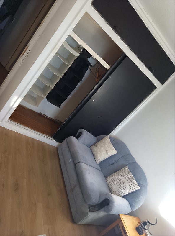 Flat Rodenhurst Road in Greater London