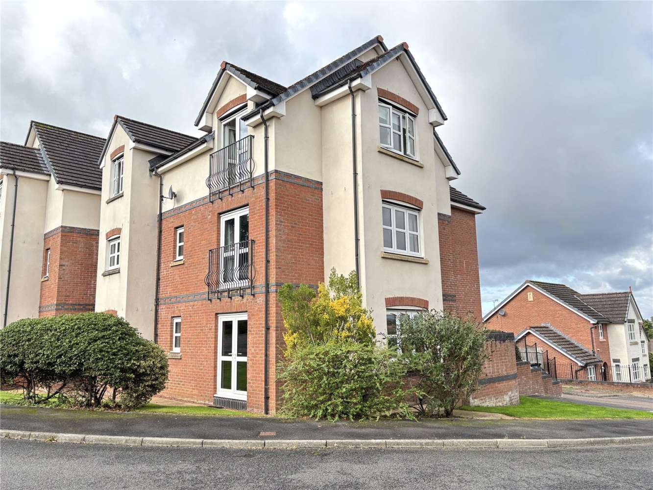 Flat Cherry Lane in Carlisle