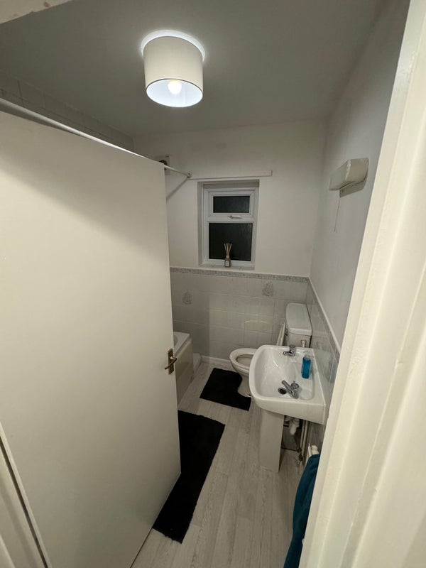 Room Glenfall Street in Cheltenham