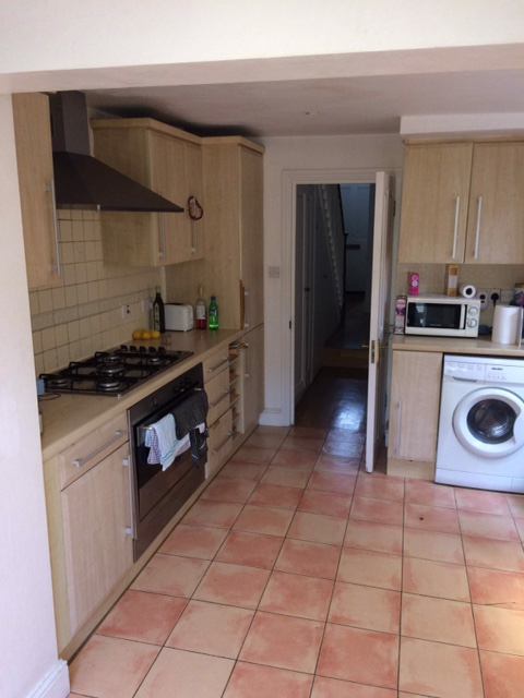 Room Gwalior Road in Greater London