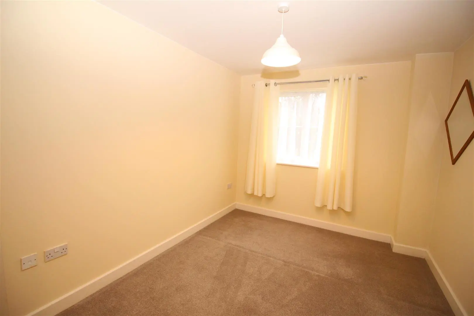Flat Richmond Meech Drive in Ashford