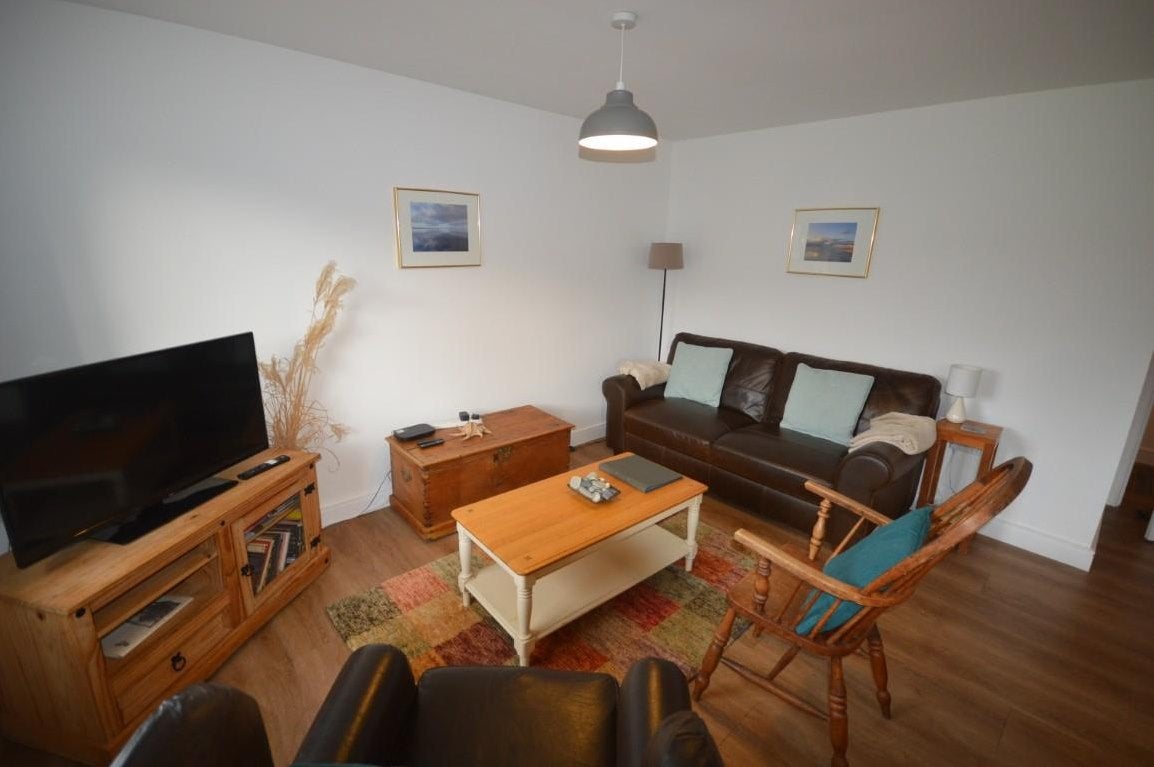 Flat Sunnyvale Road in Portreath