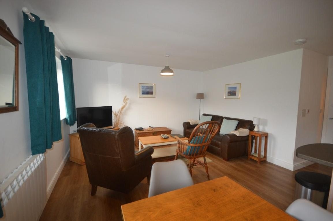 Flat Sunnyvale Road in Portreath