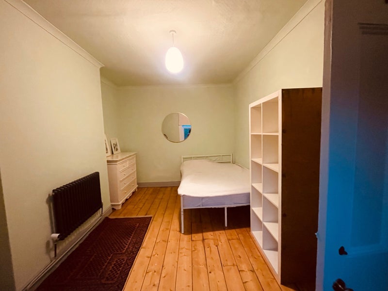 Room Beeton Road in Sheffield