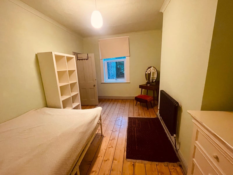 Room Beeton Road in Sheffield