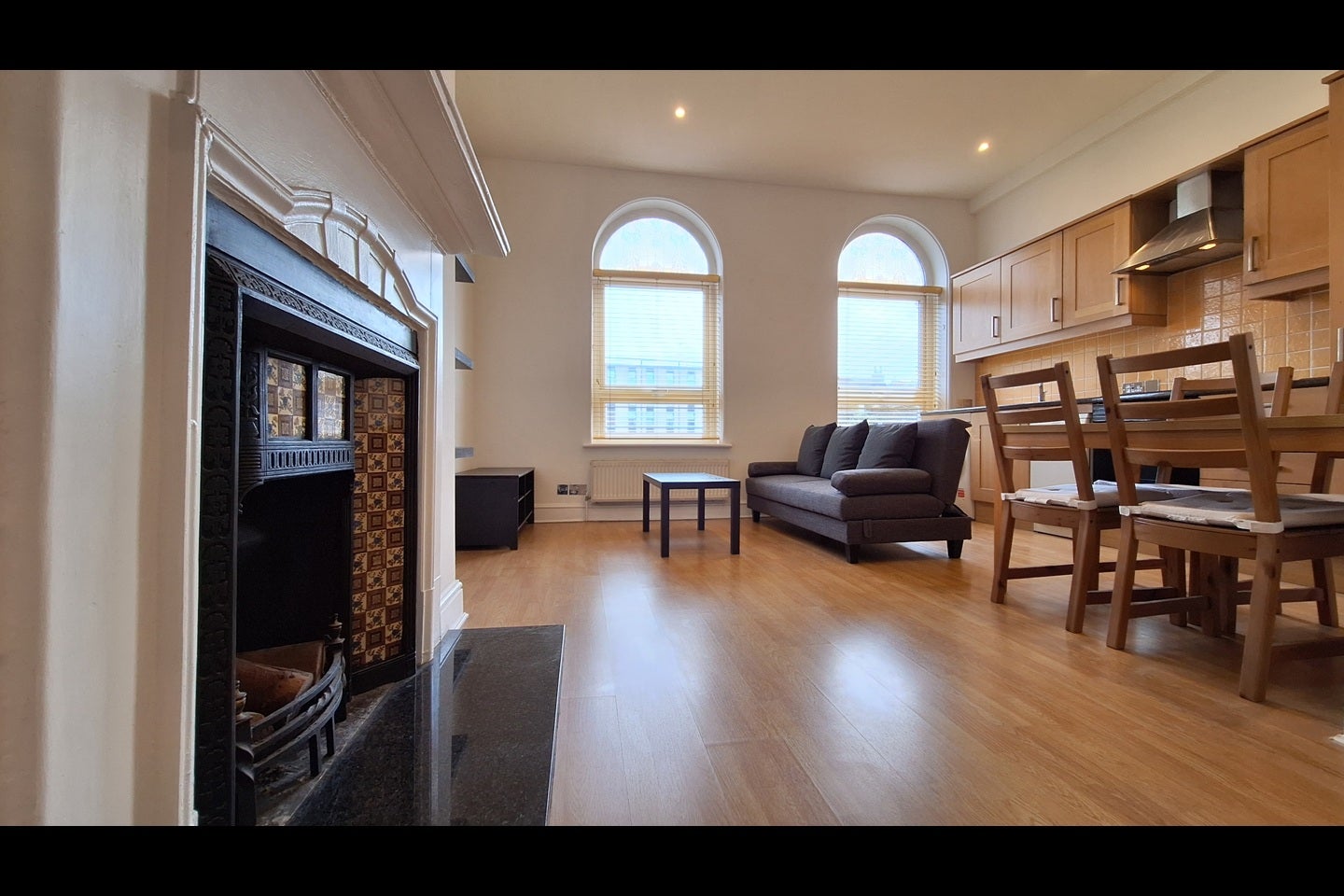 Flat Belsize Road in Greater London