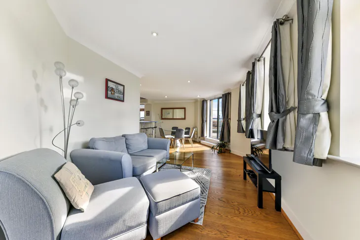 Flat Bridgewater Square in City of London