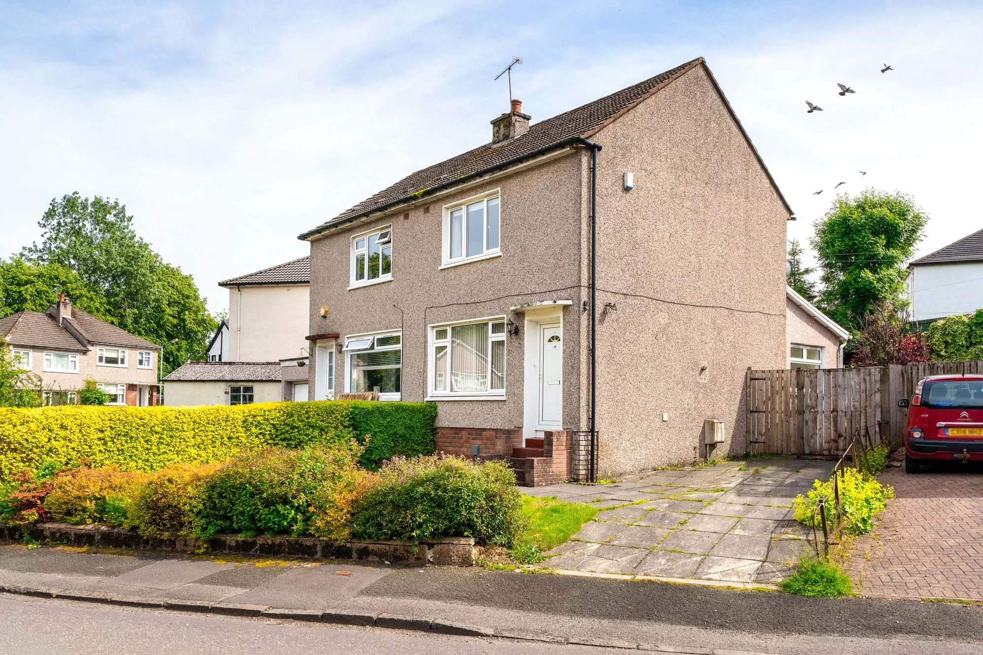 House Rowan Drive in Glasgow