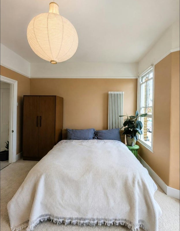Room Finland Road in Greater London