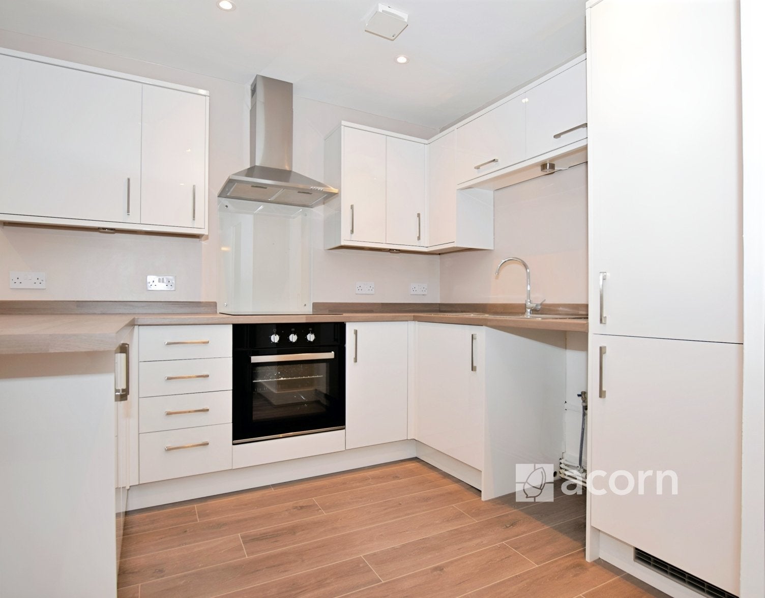 Flat Reverdy Road in Greater London