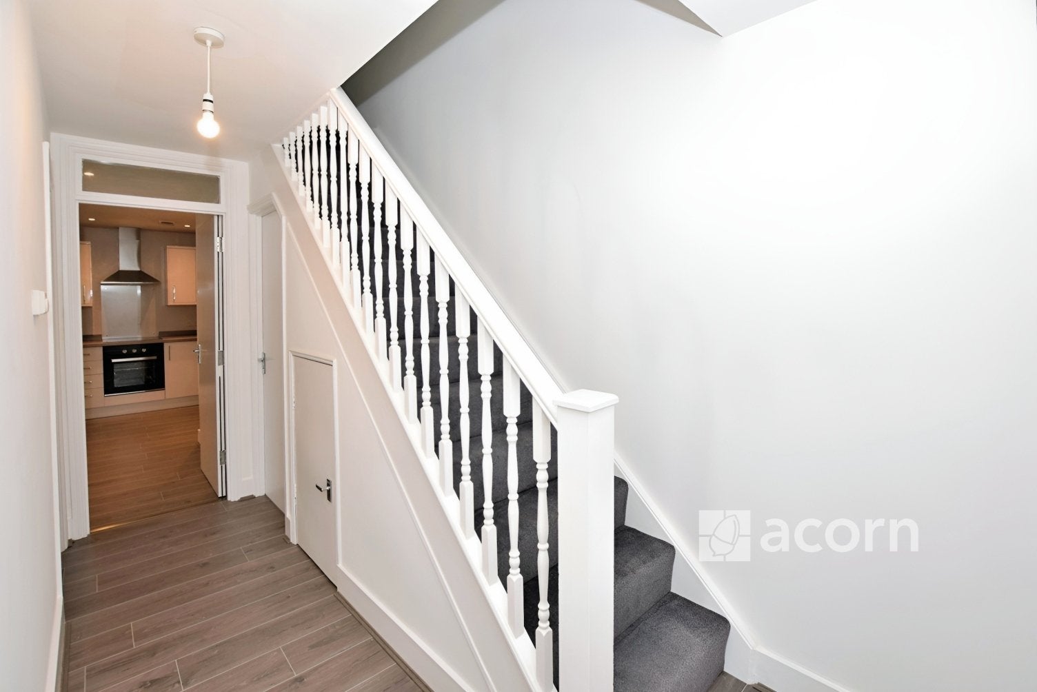 Flat Reverdy Road in Greater London