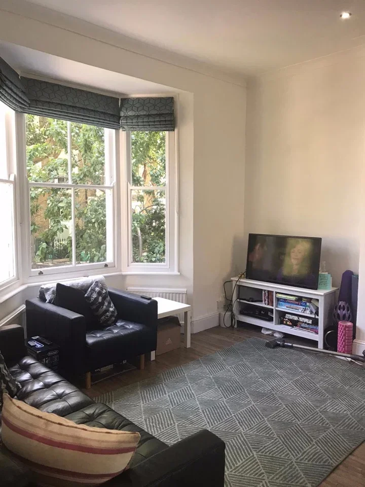 Flat Claribel Road in Greater London