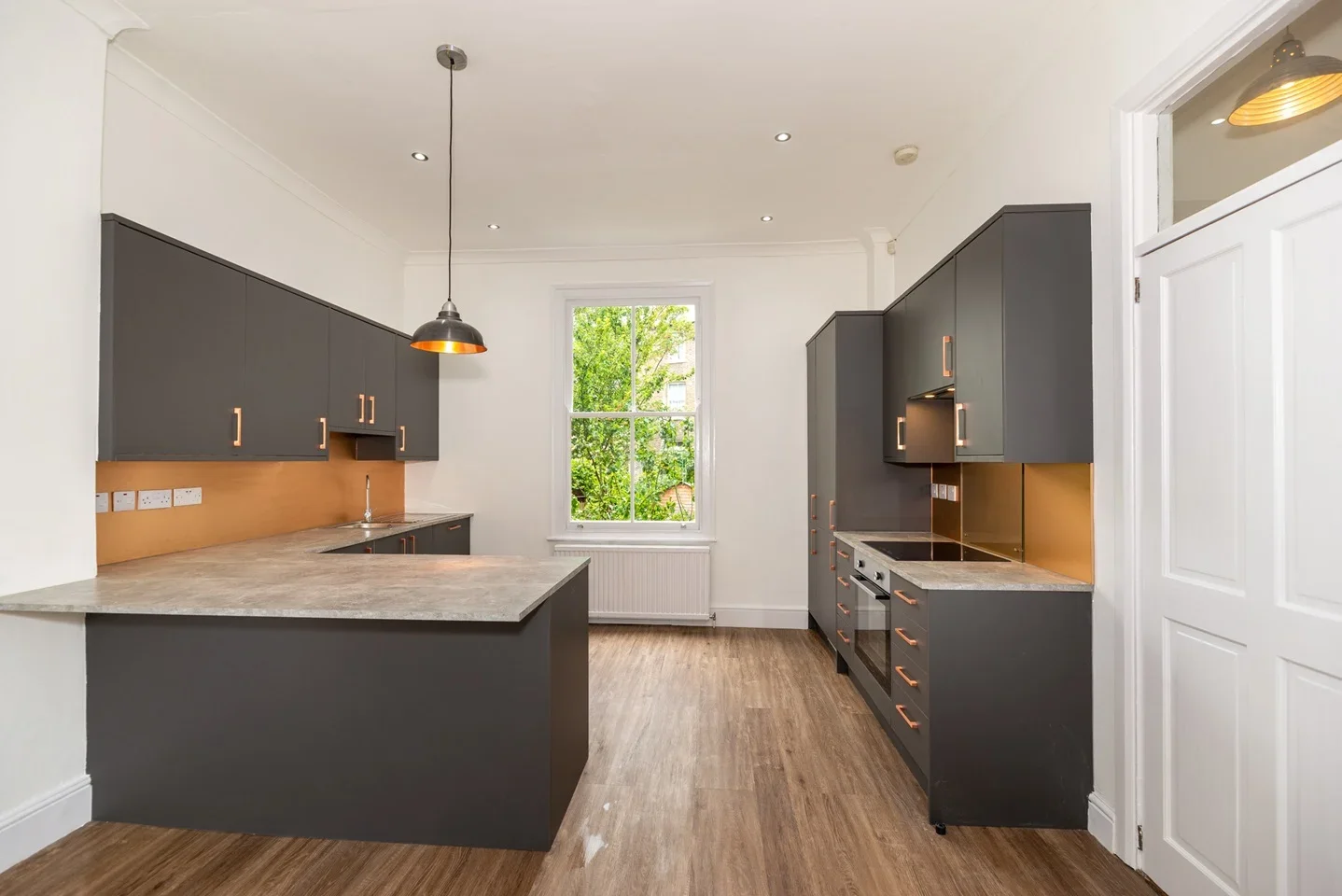 Flat Claribel Road in Greater London
