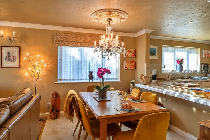 Flat King Edward Crescent in Newquay