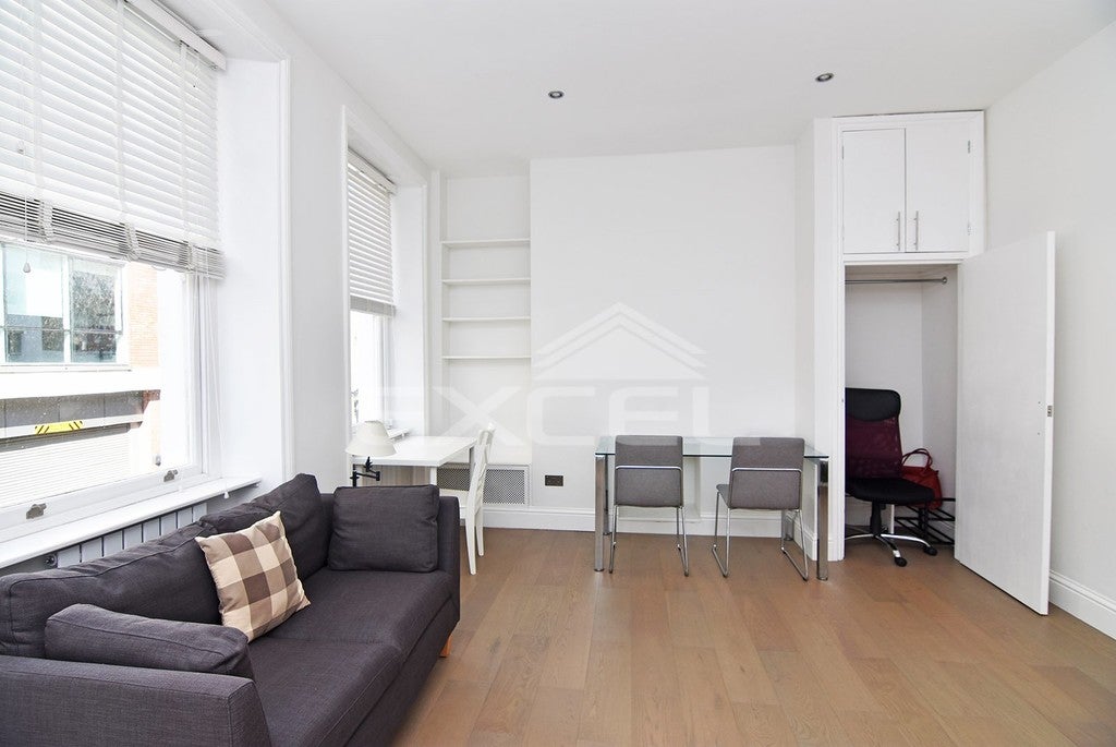 Flat Great Portland Street in City of Westminster