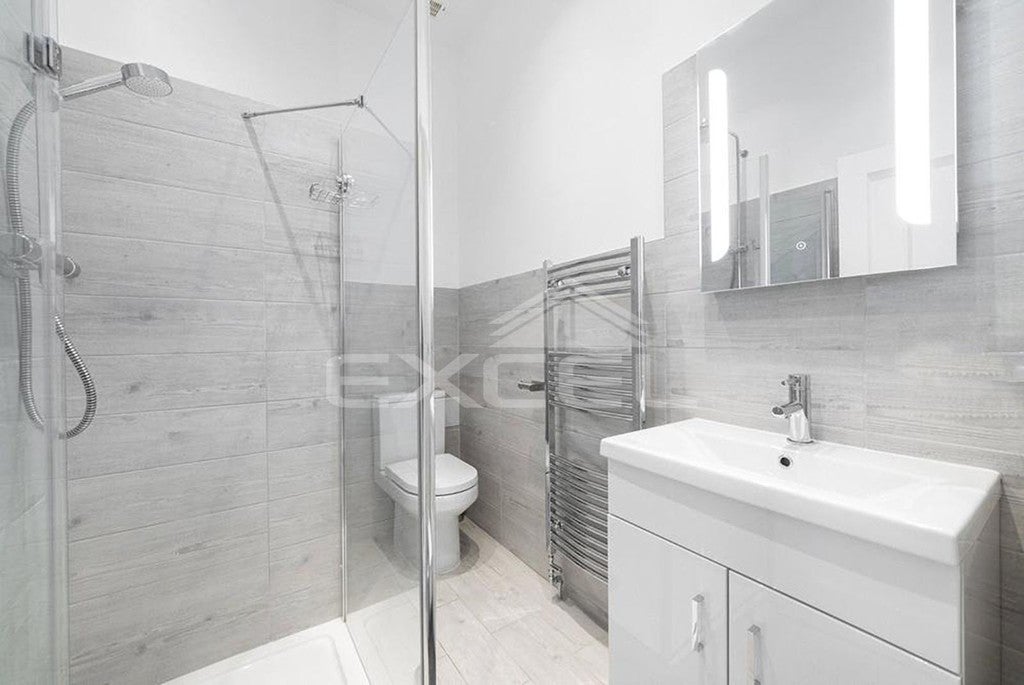 Flat Great Portland Street in City of Westminster