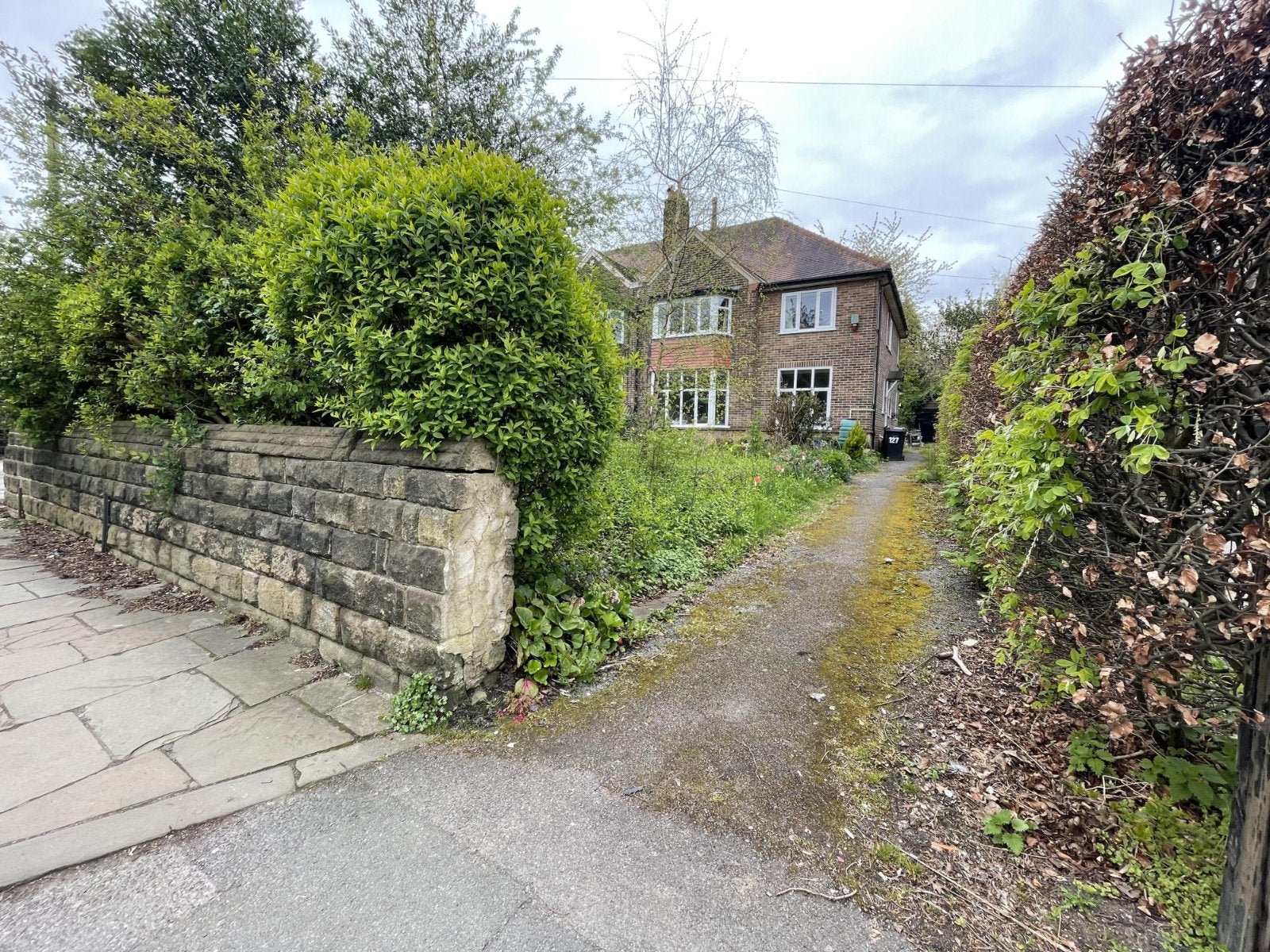 Flat Otley Road in Leeds