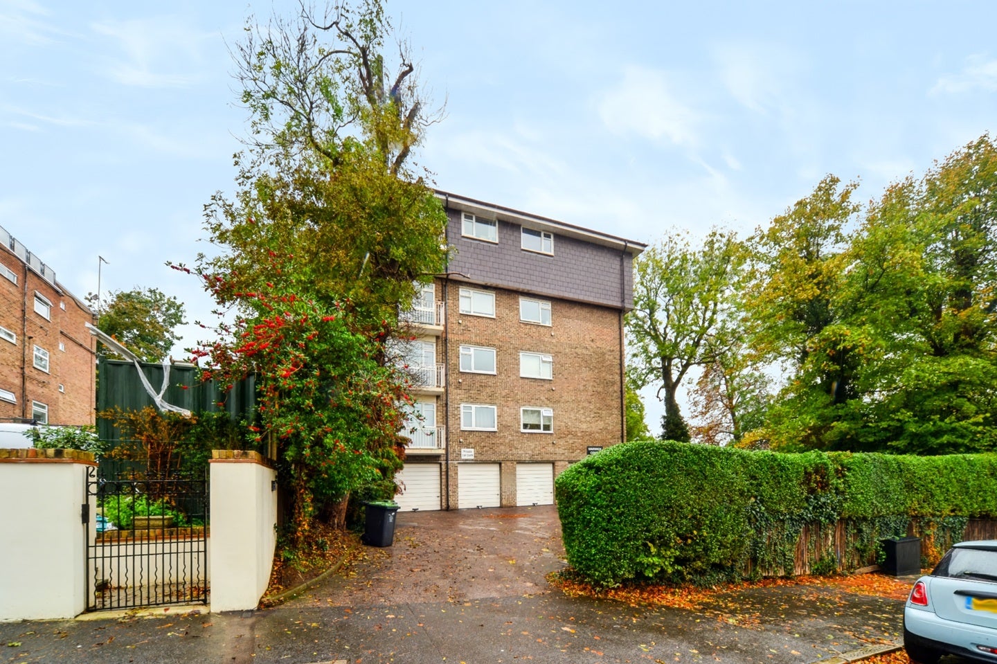 Flat Bromley Road in Greater London