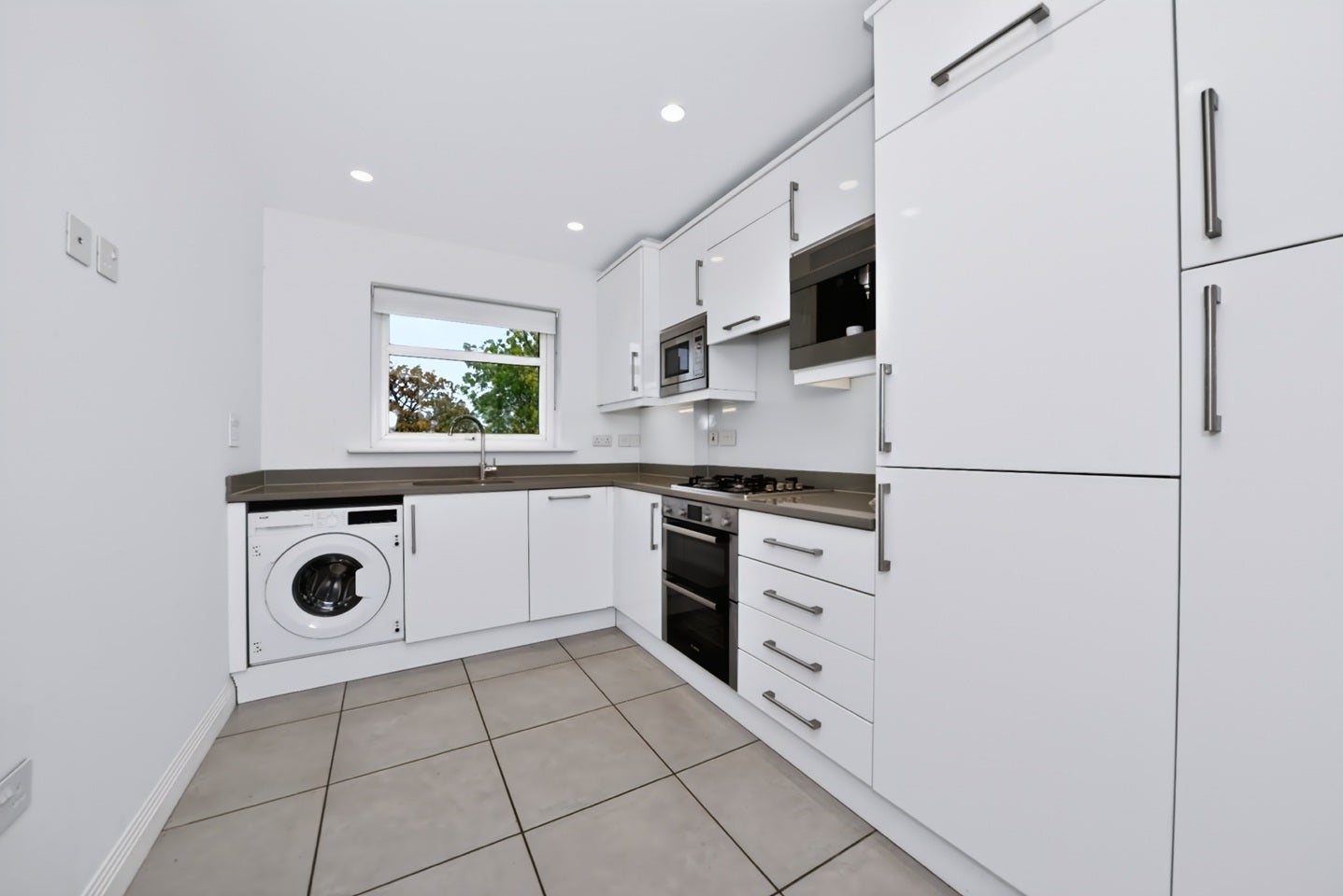 Flat Bromley Road in Greater London