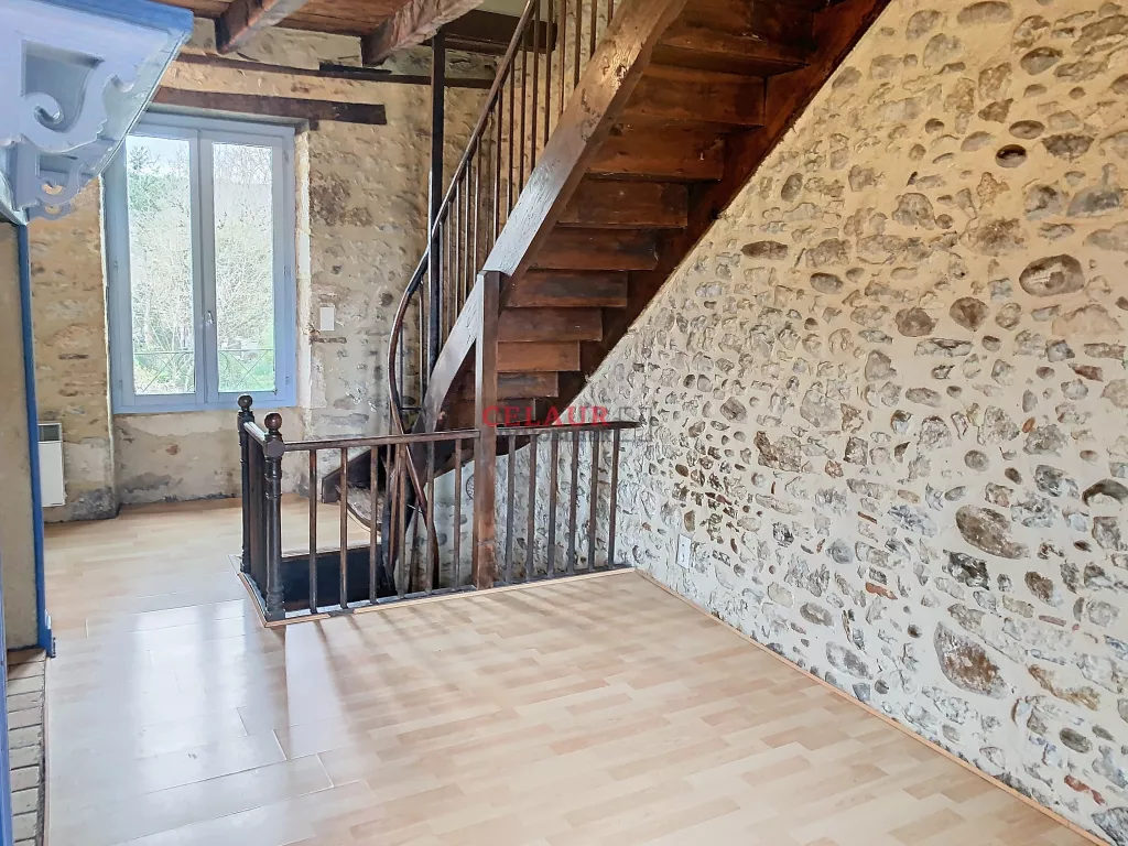Maison D 803 à Puybrun