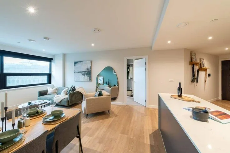 Flat Great Charles Street Queensway in Birmingham