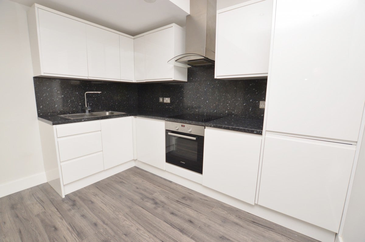 Flat Woolsack Way in Waverley