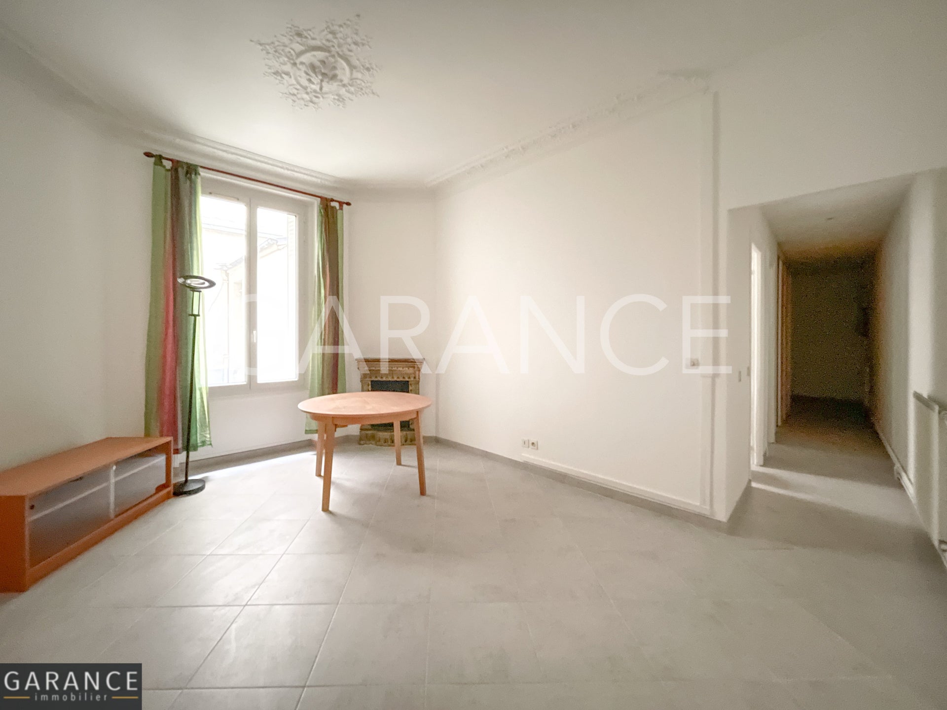 Appartement Rue Taine à Paris