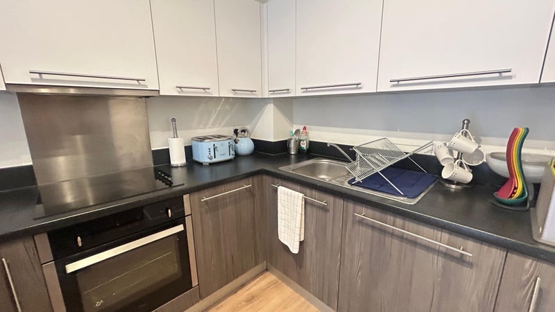 Flat Beadon Road in Greater London