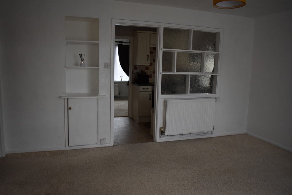 Flat Balmoral Way in Weston-super-Mare