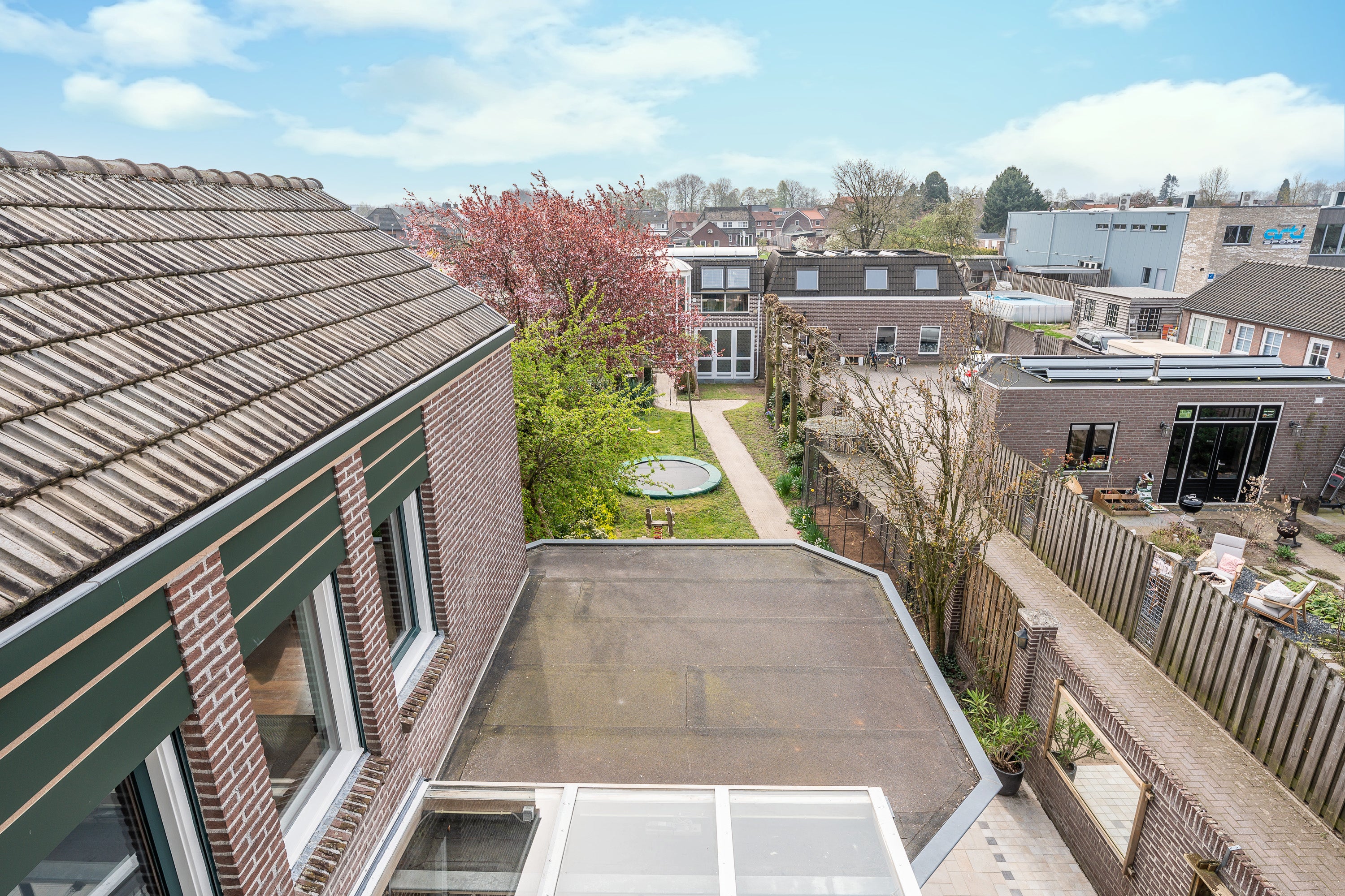 Twee-onder-één-kap te koop: Binnenweg 7, Veldhoven