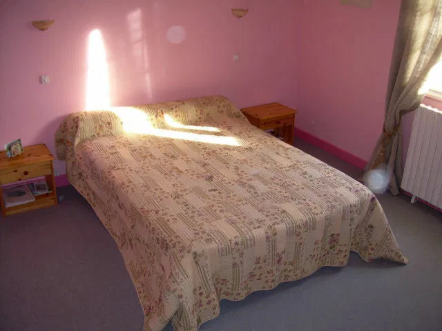 Chambre D 50 à Bénesville