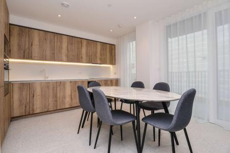 Flat Sidney Street in Greater London
