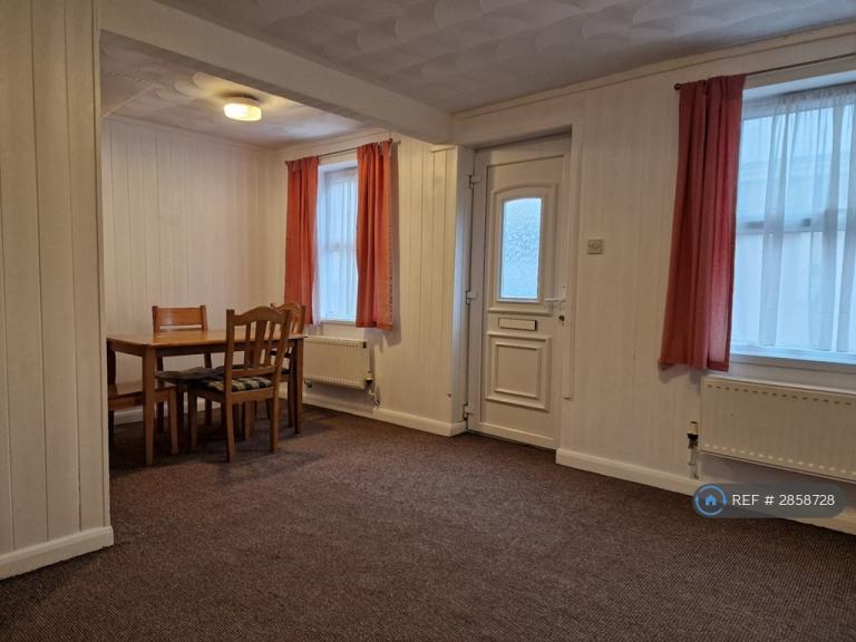 Room Browning Street in Stafford