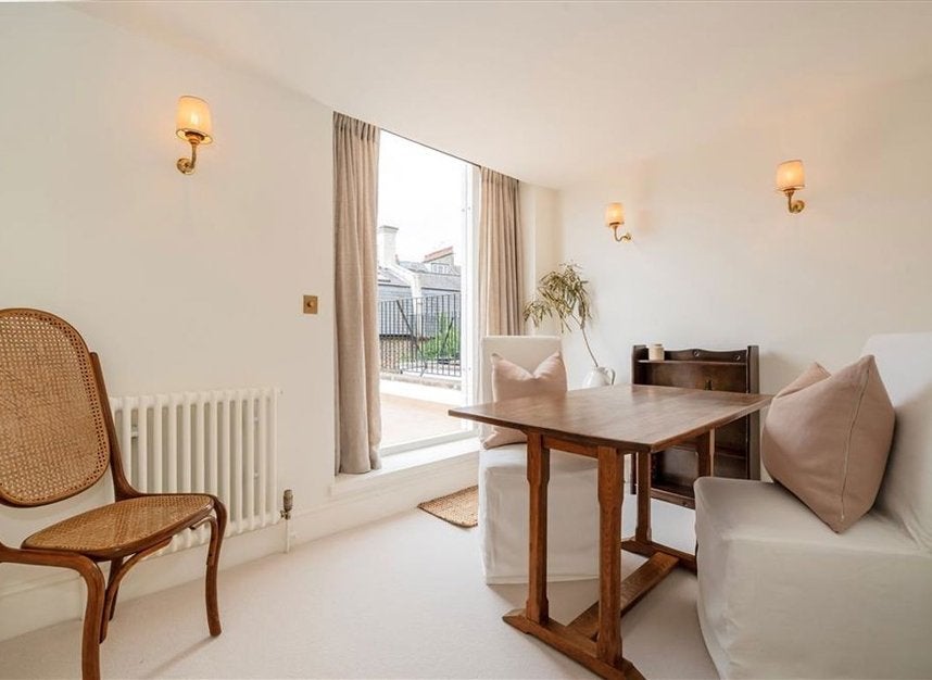 Flat Harcourt Terrace in Greater London