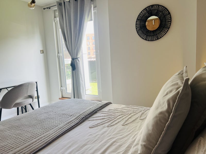 Room Ocean Drive in City of Edinburgh