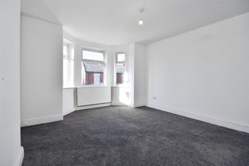 Room High Bank in Manchester