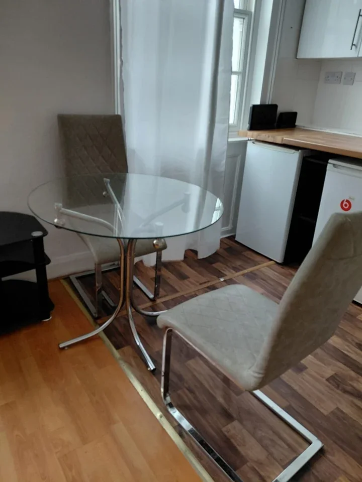 Flat Gloucester Place in City of Westminster