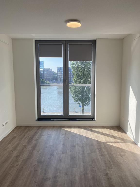 Appartement te huur: Prins Hendrikkade 13C, Rotterdam