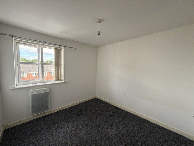 Flat Lockfield in Runcorn