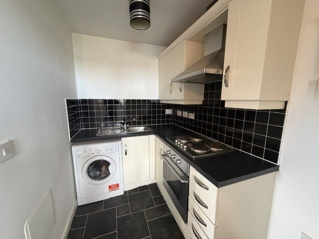 Flat Lockfield in Runcorn