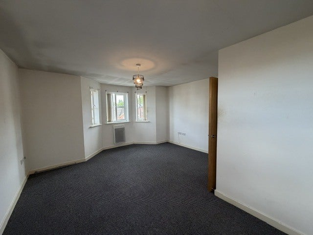 Flat Lockfield in Runcorn