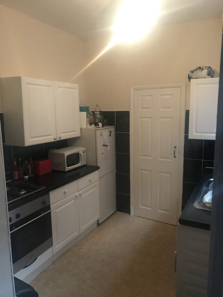 Flat Rothbury Terrace in Newcastle upon Tyne