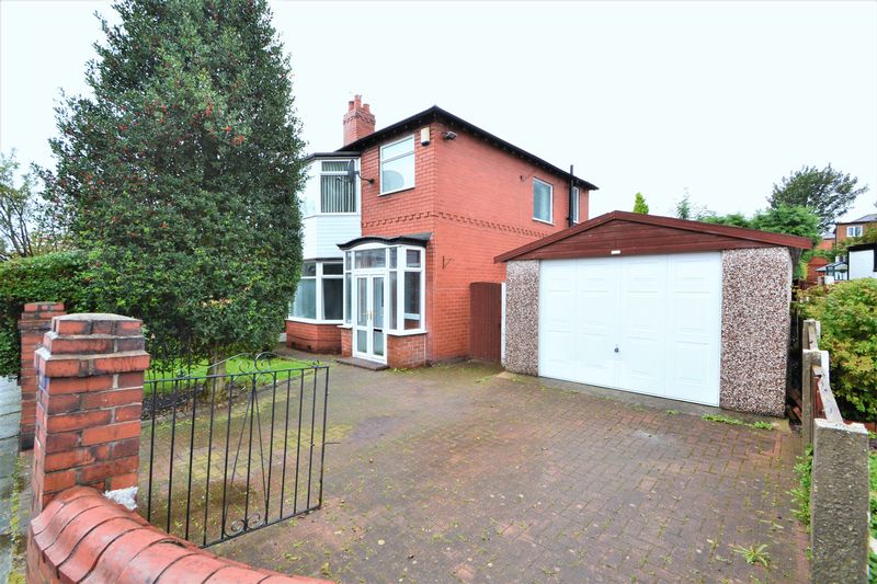 House Highfield Drive in Salford