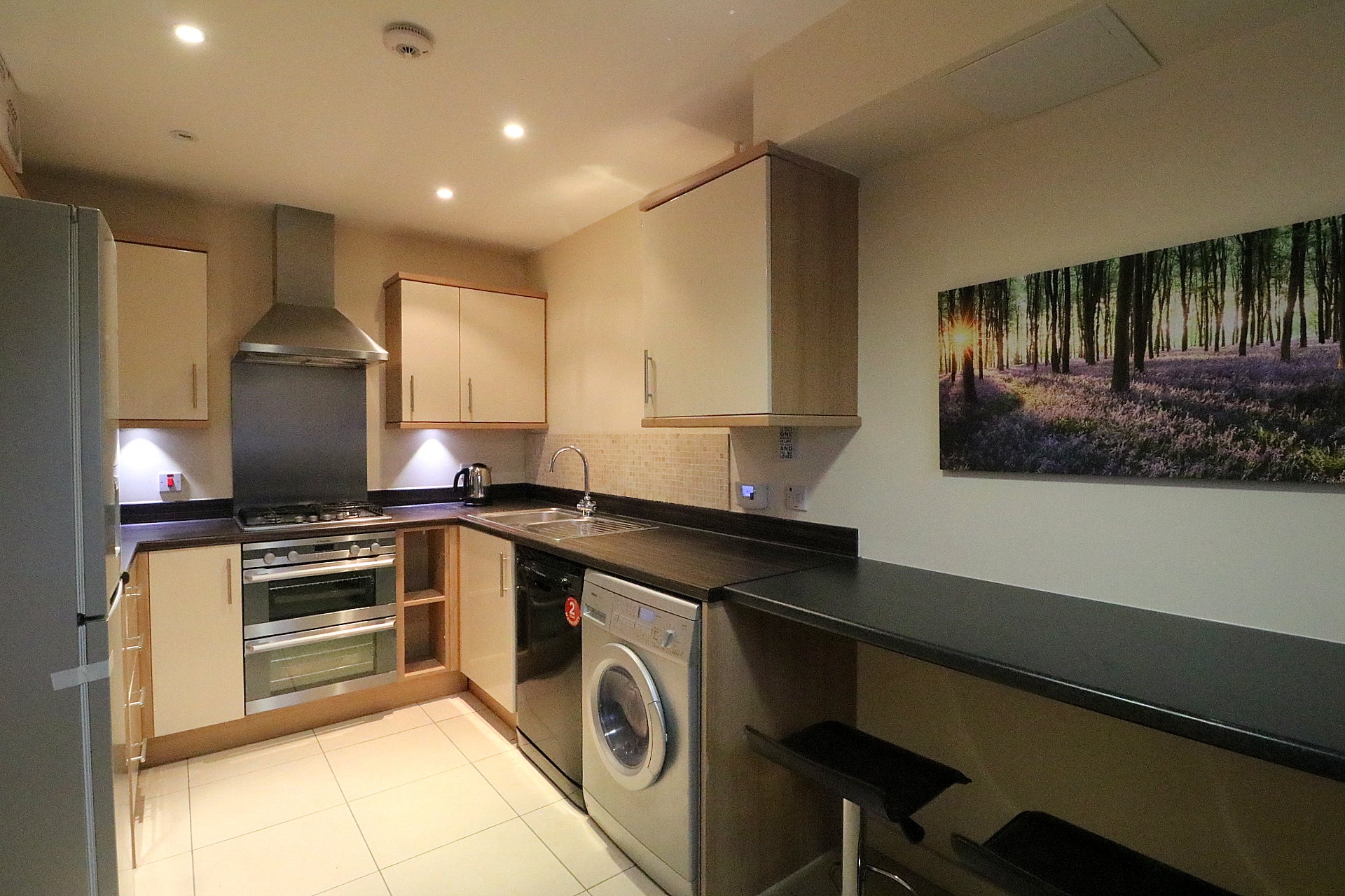 Room Beauvais Square in Shortstown