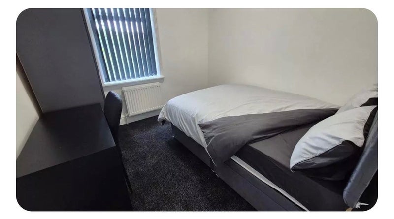 Room Ossory Street in Manchester