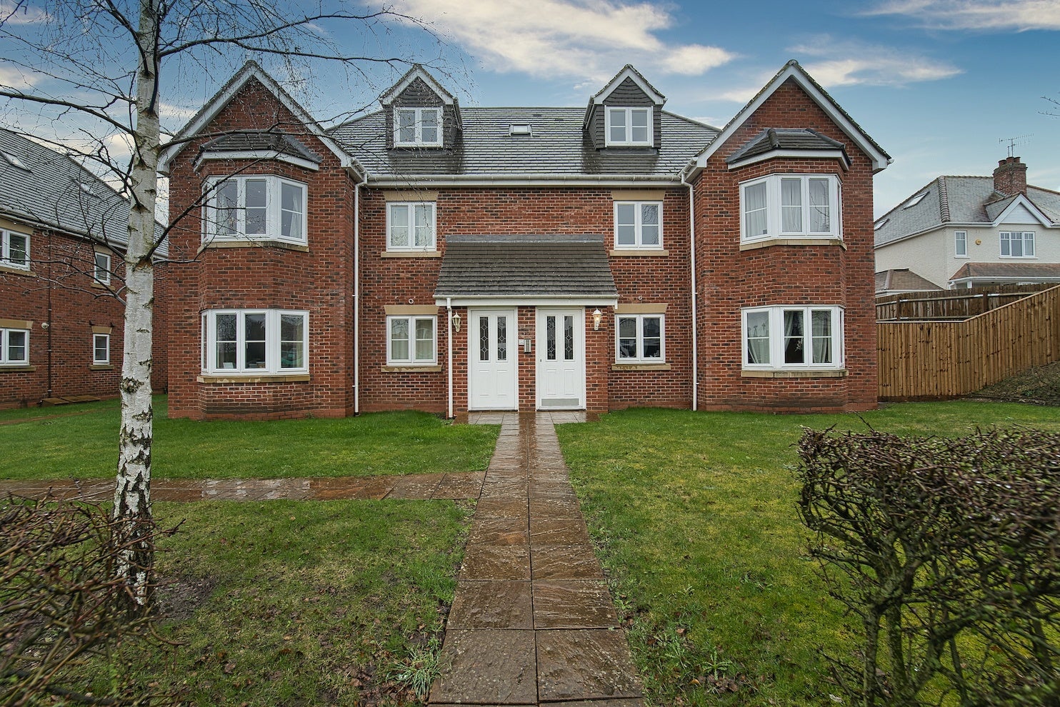 Flat Ombersley Road in Worcester